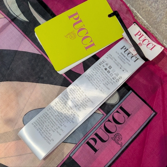 100% Authentic PUCCI Printed Cotton Pareo Sarong Skirt Wrap Style No. 81I-M57031 - Picture 6 of 7